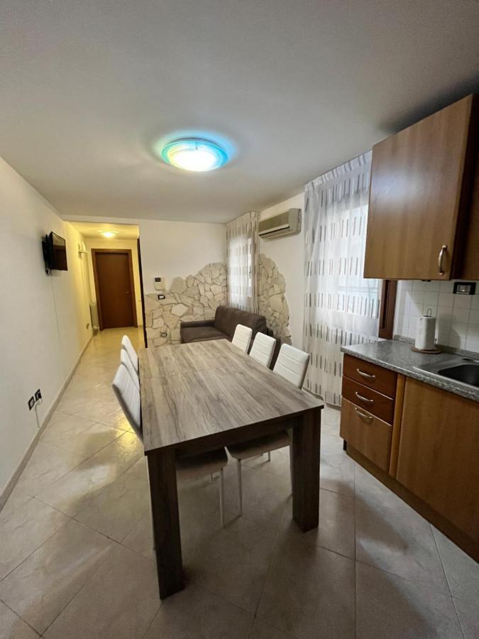 Venezia Star Apartment Чоджия Екстериор снимка